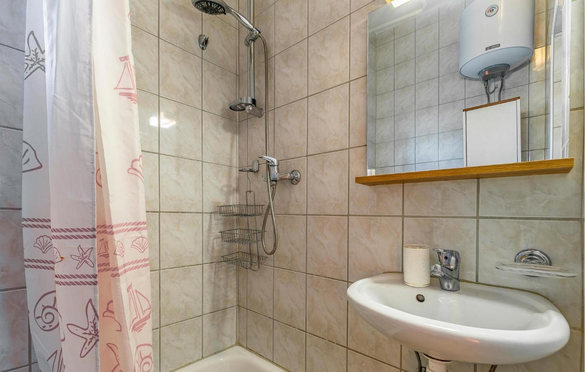 Pet Friendly Apartment In Medulin With Wifi Екстер'єр фото